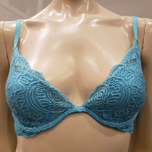 Victoria's Secret Blue Lace Underwire Bra - 36B